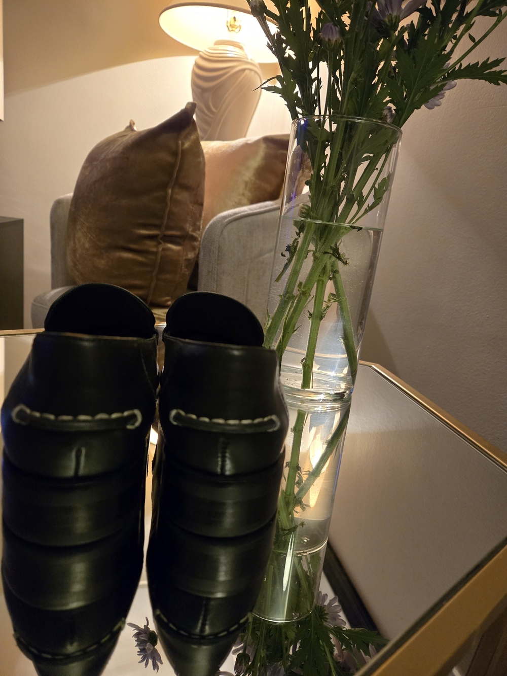 Everlane Black Leather Slip-On Loafers - Picture 3 of 5